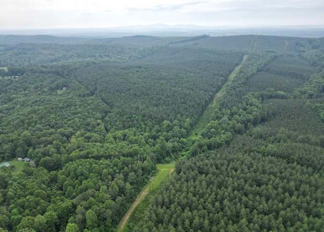 Property at 1300 Greenfield Dr, Gladstone, VA 24553