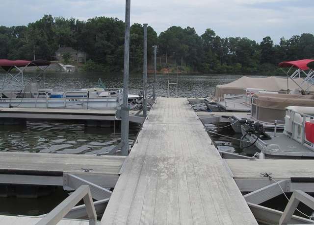 Property at 15 Ferry Hill Trl, Clarksville, VA 23927