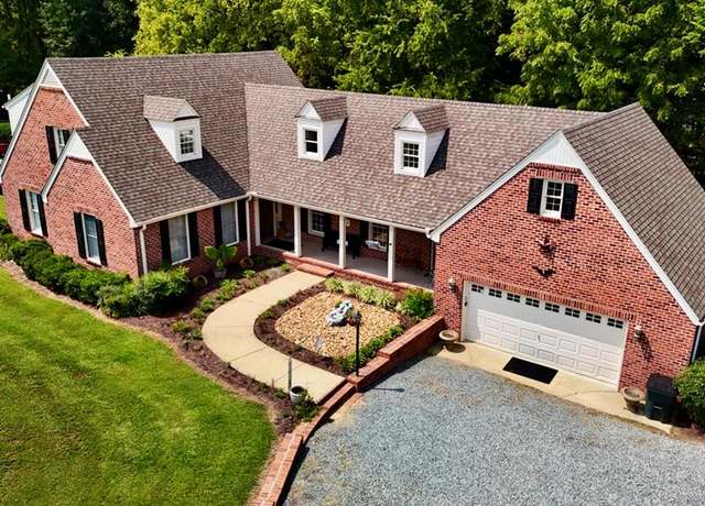 Property at 317 Lake Ridge Dr, Buffalo Junction, VA 24529, 4 beds, 5.5 baths