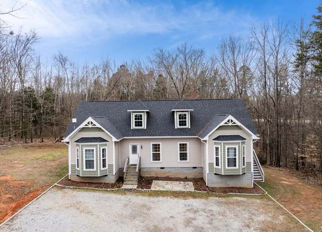 Property at 147 Pocus Point Dr, Clarksville, VA 23927, 3 beds, 2 baths