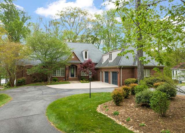 Property at 168 Stripers Cove Ln, Clarksville, VA 23927, 4 beds, 5.5 baths