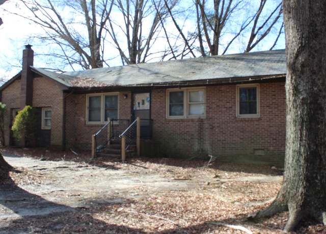 Property at 4114 Ball Park Loop, Halifax, VA 24558, 3 beds, 1.5 baths