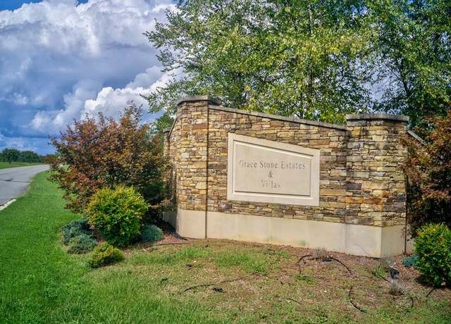 Property at 4 Fern Rdg, Clarksville, VA 23927