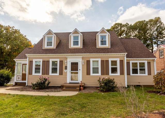 Property at 1702 Wilborn Ave, South Boston, VA 24592, 4 beds, 2.5 baths