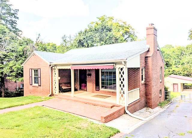 Property at 703 Traver Ave, South Boston, VA 24592, 3 beds, 1.5 baths
