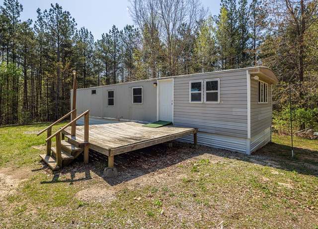 Property at 1040 Laura Vannoy Trl, Nathalie, VA 24577, 2 beds, 1 bath