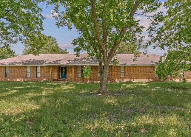 Property at 406 E Ash St E, Keiser, AR 72351, 3 beds, 2.5 baths