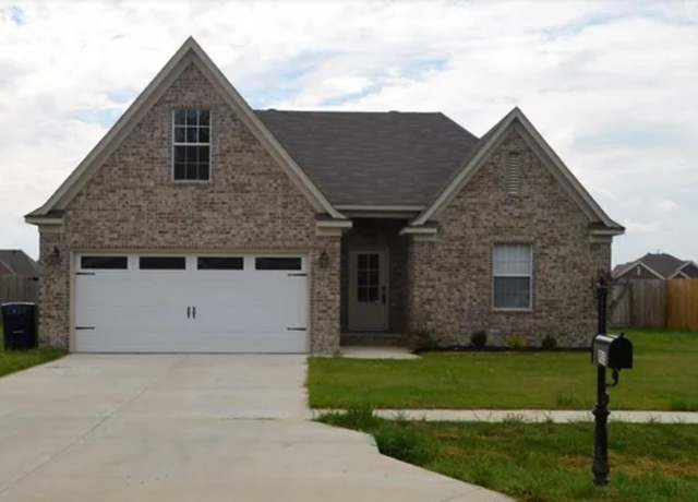 Property at 905 Bayou Vista Dr, Marion, AR 72364, 3 beds, 2 baths