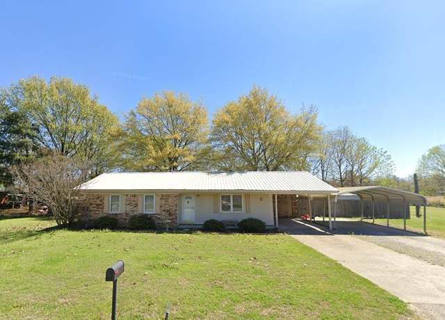 Property at 250 Williams St, Newport, AR 72112, 3 beds, 2 baths
