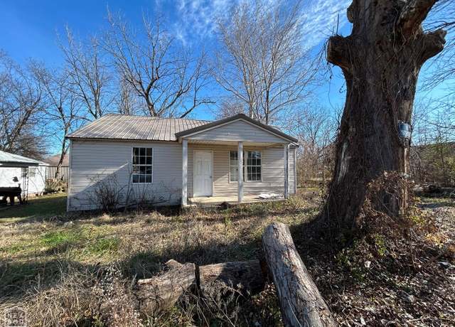Property at 204 N Mckinley Ave N, Corning, AR 72422, 2 beds, 1 bath