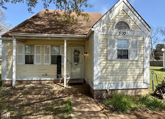 Property at 500 Oak St, Trumann, AR 72472, 3 beds, 1 bath