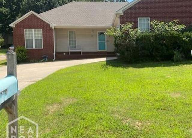 Property at 214 Holmes Road Rd, Jonesboro, AR 72405, 3 beds, 2 baths