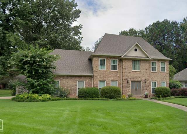 Property at 1611 Whitehaven Ct, Jonesboro, AR 72401, 4 beds, 2.5 baths