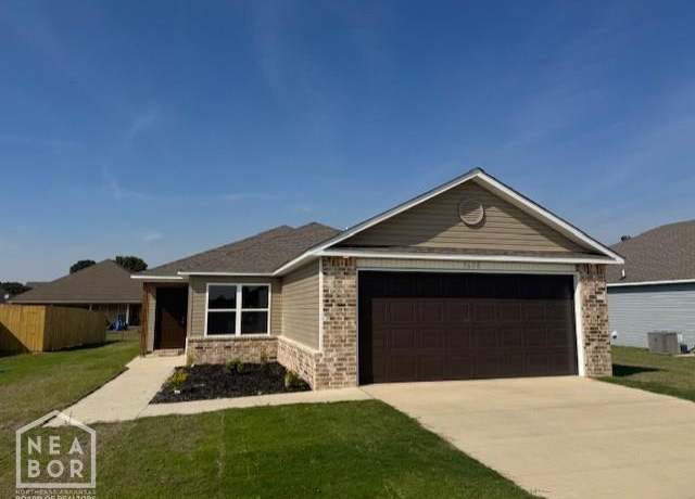 Property at 3608 Revere St, Jonesboro, AR 72404, 3 beds, 2 baths