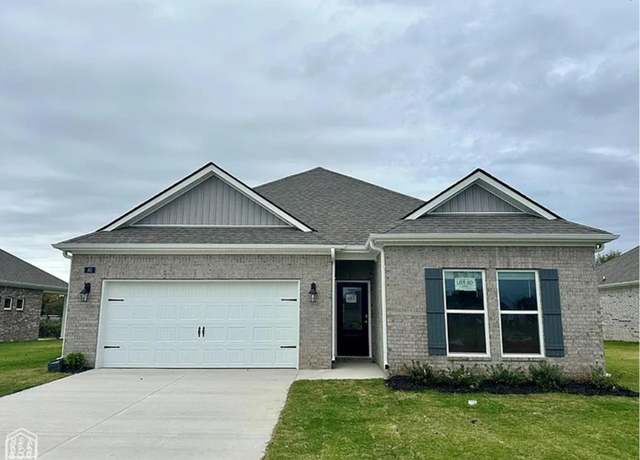 Property at 716 Edgemont Cir, Jonesboro, AR 72405, 4 beds, 2 baths