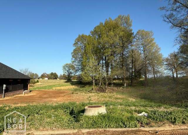 Property at 21 N 8 1/2 St, Paragould, AR 72450
