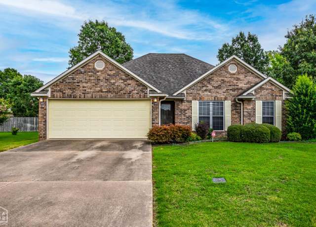 Property at 105 Newberry Cv, Jonesboro, AR 72404, 3 beds, 2 baths
