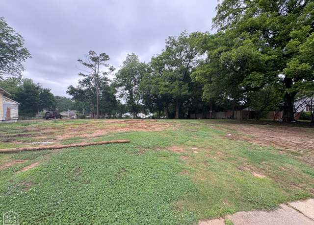 Property at 408 N 6th St N, Paragould, AR 72450
