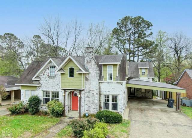 Property at 517 W Thomas Ave, Jonesboro, AR 72401, 4 beds, 3.5 baths