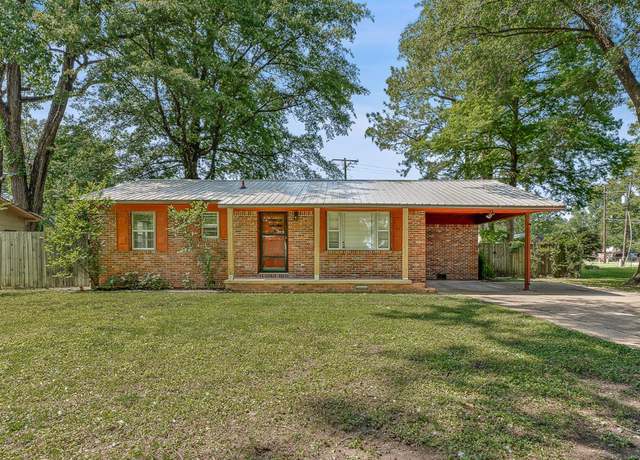 Property at 34 Adams St, Wilson, AR 72395, 4 beds, 2 baths