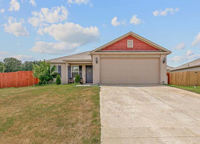 Property at 4817 Bedrock Dr Dr, Jonesboro, AR 72404, 3 beds, 2 baths