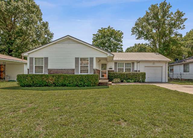 Property at 1112 Ward Ln, Blytheville, AR 72315, 3 beds, 1.5 baths