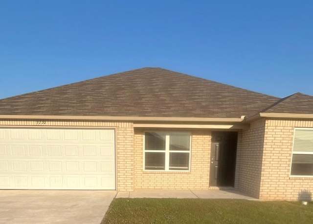 Property at 3710 Keeneland Dr, Jonesboro, AR 72404, 4 beds, 2 baths
