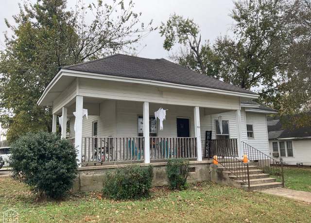 Property at 903 W Oak Ave W, Jonesboro, AR 72401, 2 beds, 1 bath