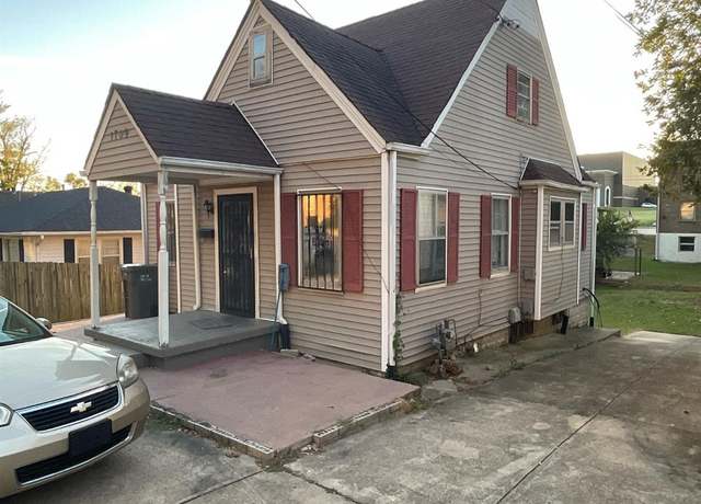 Property at 1709 S Church St S, Jonesboro, AR 72401, 4 beds, 2 baths