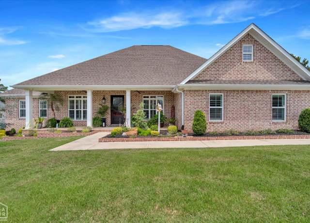 Property at 4260 Weldon Cv, Jonesboro, AR 72404, 4 beds, 4.5 baths