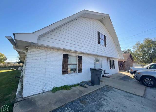 Property at 1015 S 2nd Ave S, Paragould, AR 72450