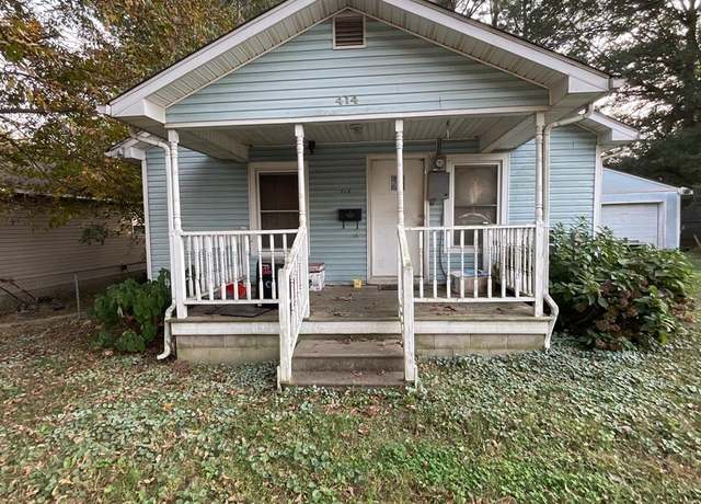 Property at 414 E Poplar St E, Paragould, AR 72450, 3 beds, 1 bath