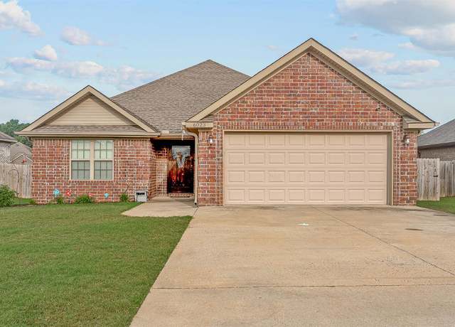 Property at 6023 Wisteria Ln, Jonesboro, AR 72404, 3 beds, 2 baths