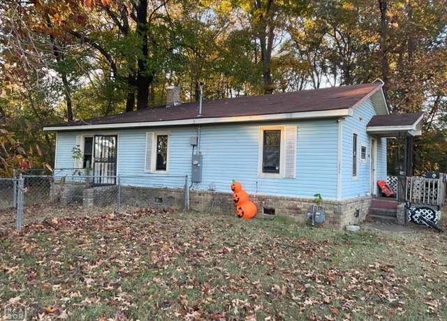 Property at 1205 Mays Rd, Jonesboro, AR 72405, 3 beds, 1 bath