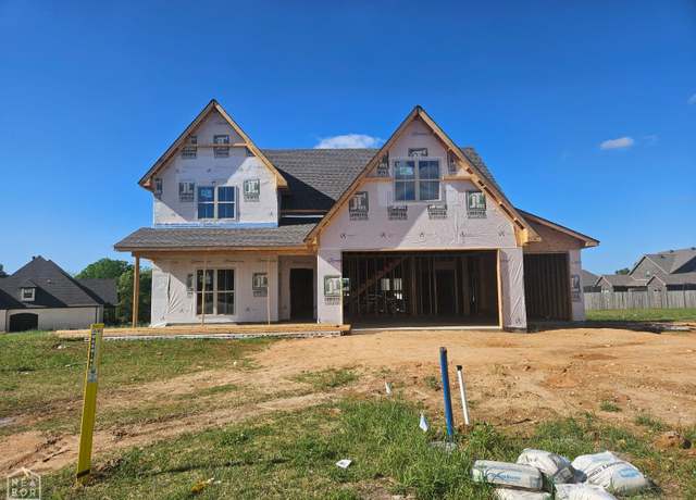 Property at 4400 Valencia Cove Cv, Jonesboro, AR 72405, 4 beds, 3 baths