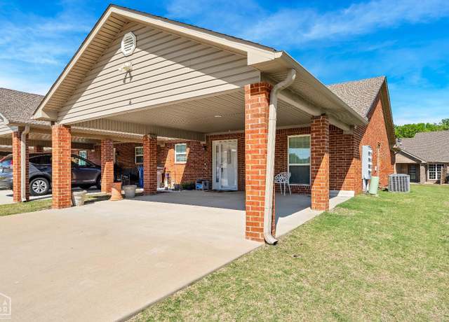 Property at 4504 Regina Ct, Jonesboro, AR 72404, 3 beds, 2 baths