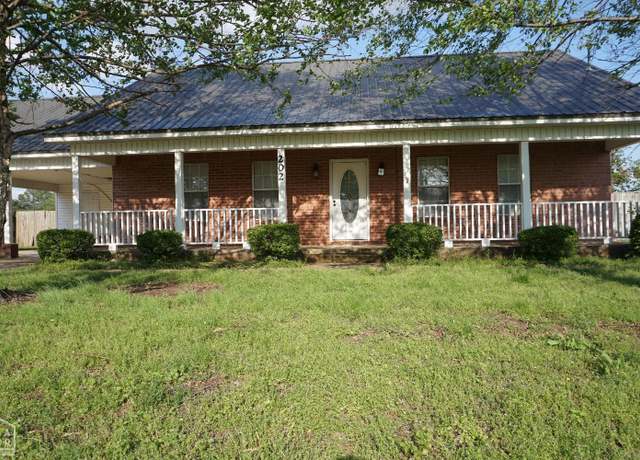 Property at 202 Marcella Dr, Lake City, AR 72437, 3 beds, 2 baths