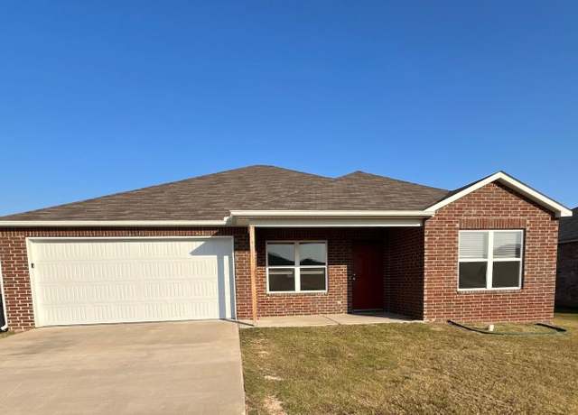Property at 3804 Glitterman Dr, Jonesboro, AR 72404, 4 beds, 2 baths