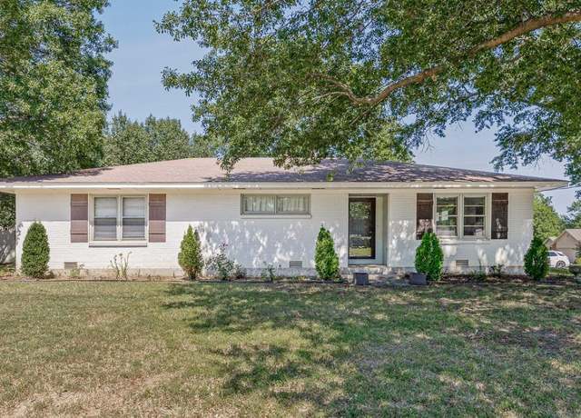 Property at 2010 S Culberhouse St S, Jonesboro, AR 72401, 3 beds, 2 baths