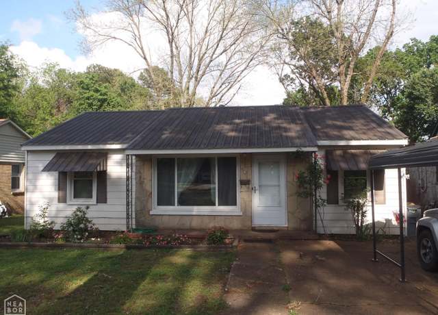 Property at 318 Wilkerson Dr, Newport, AR 72112, 2 beds, 2 baths