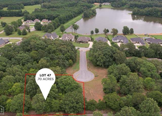 Property at 4008 Sloan Lake Cv, Jonesboro, AR 72404
