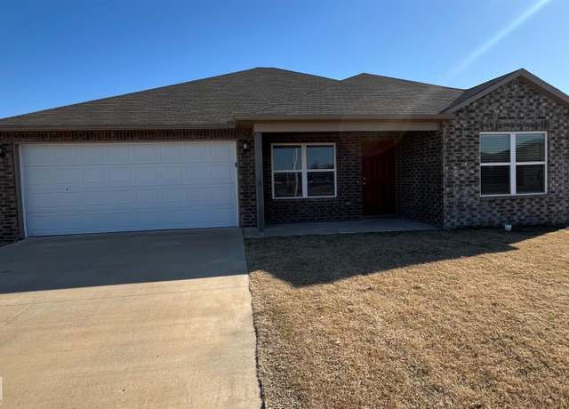 Property at 3949 Saddlecrest Dr, Jonesboro, AR 72404, 4 beds, 2 baths