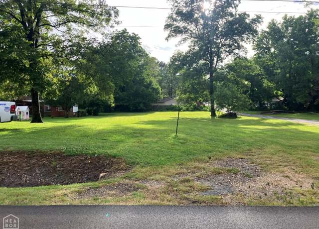 Property at 573 S Houston Ave, Piggott, AR 72454