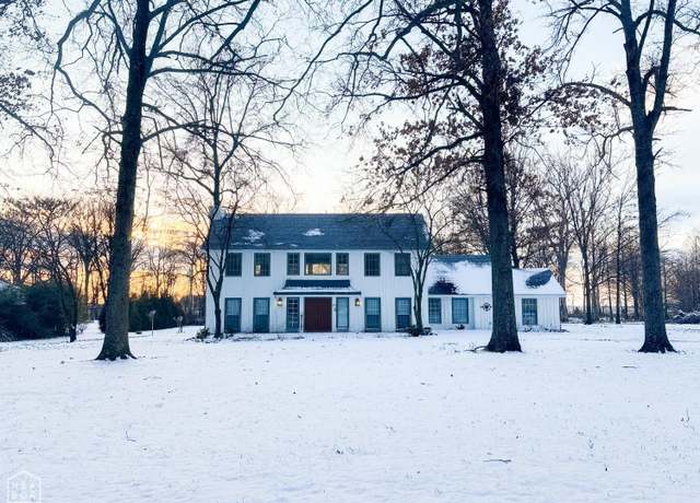Property at 177 S Oak, Burdette, AR 72321, 3 beds, 2 baths
