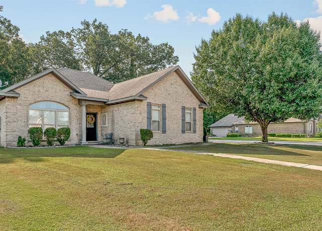 Property at 6032 Beaver Creek Ln, Jonesboro, AR 72404, 3 beds, 2 baths