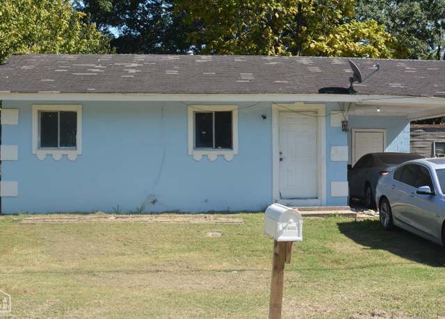 Property at 506 Labaume St St, Jonesboro, AR 72401, 2 beds, 1 bath