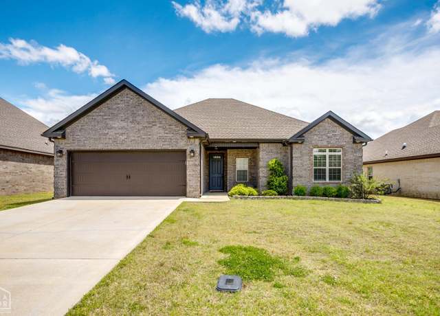Property at 5608 Creekview Dr, Jonesboro, AR 72404, 4 beds, 2 baths