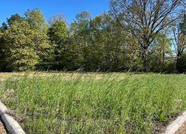Property at 1 Farmer Hills Dr, Jonesboro, AR 72404