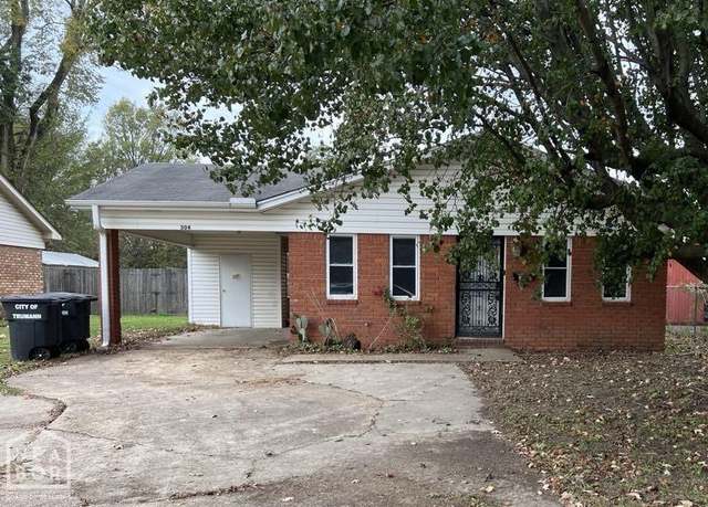 Property at 504 Locust Ave, Trumann, AR 72472, 3 beds, 1 bath