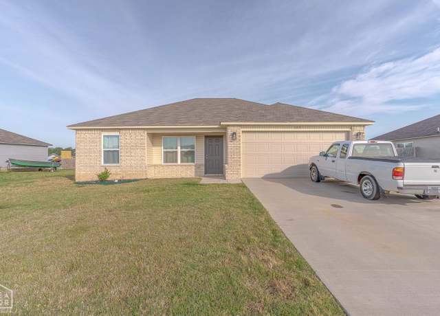 Property at 109 Ellis Dr, Brookland, AR 72417, 3 beds, 2 baths